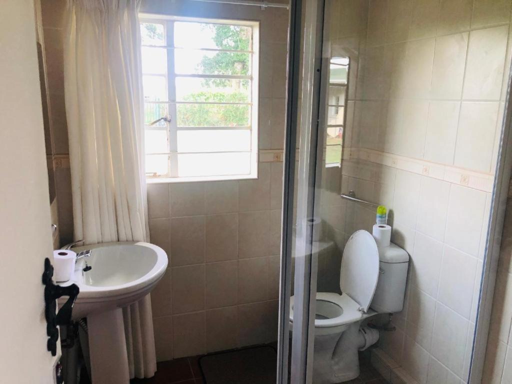 Green Lantern Inn Van Reenen Chambre photo