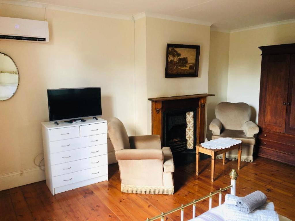 Green Lantern Inn Van Reenen Chambre photo